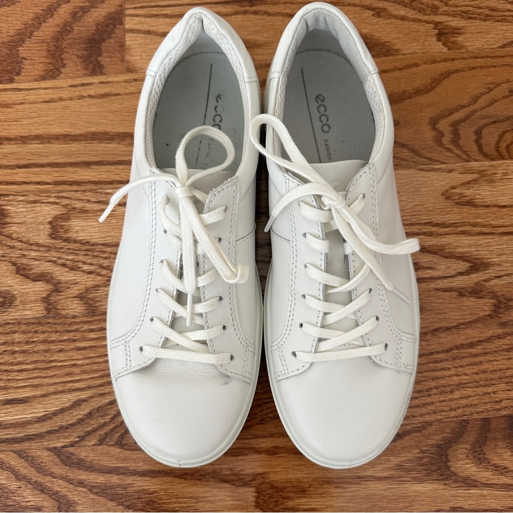 Ecco Danish Design White Leather Women's Sneakers Sz 6.5 Preowned, perfect cond